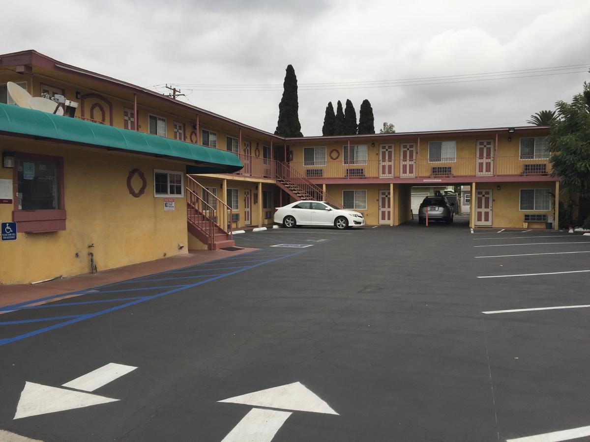 Super 7 Motel Anaheim Eksteriør billede